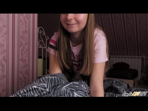 ❤️ Blondie sýgur BFF's djúpt og fær ásamt í munninn ❤❌ Klám á klám is.porno-filmy.ru ❤